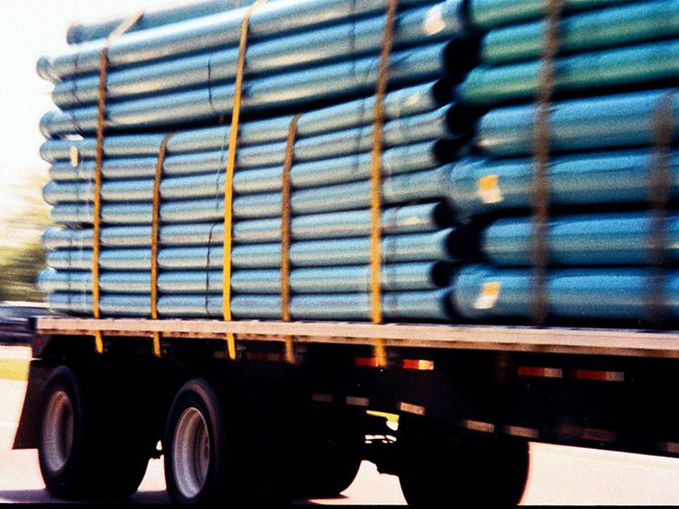 fig 06-1 Pipe Deformation on Truck